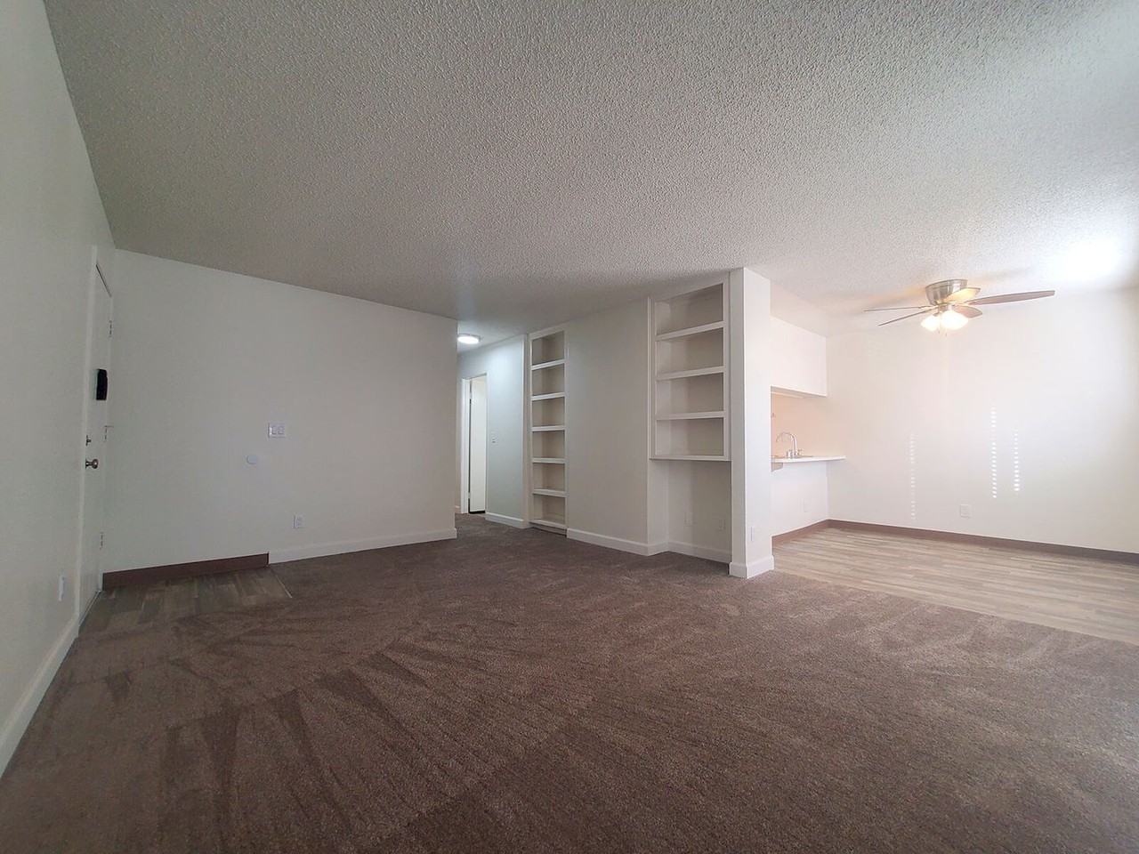 Church Manor - Photo 2 of 28