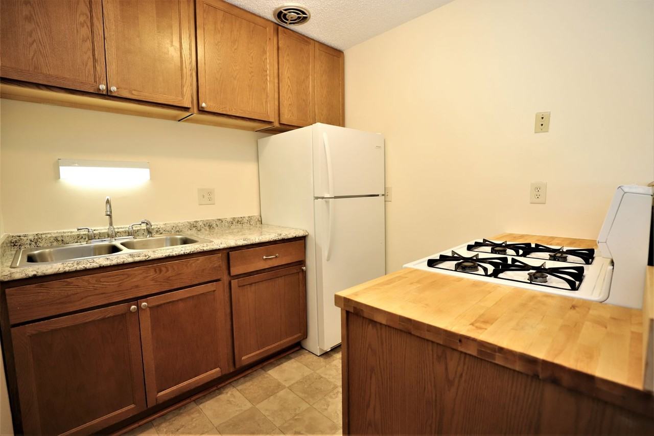 7428 Lyndale Ave Apartments - Photo 5 of 17