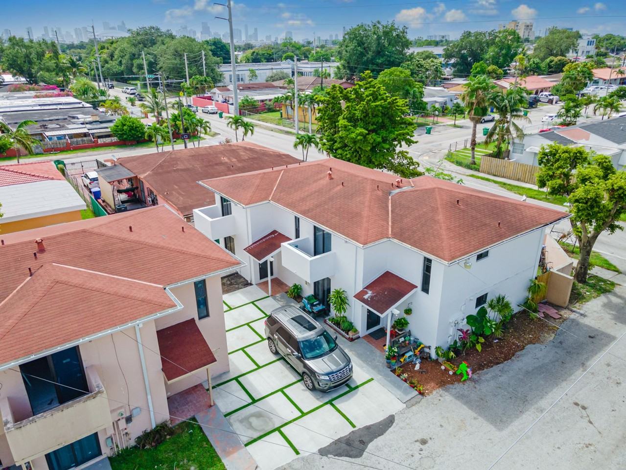 Modern Oasis in West Flagler all new 3 Bed/2.5 Bath @ $3,500 - Photo 3 of 39