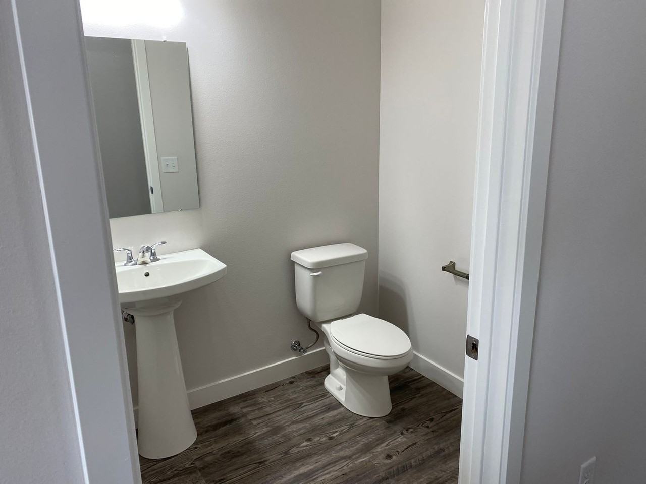 The Residences at Bear Tree Townhomes Apartments Pederson Crossing