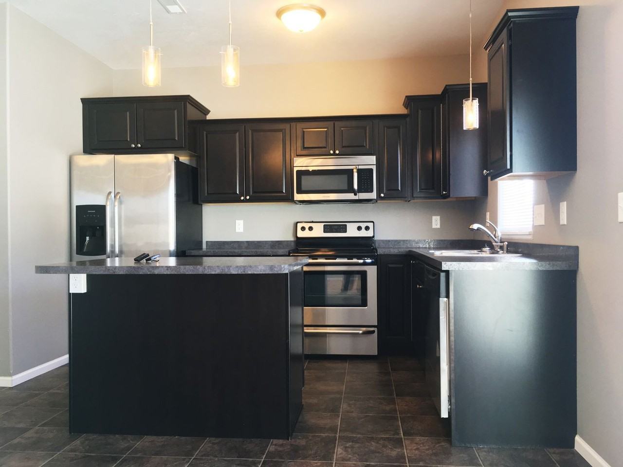 35th Avenue SE Condos - Photo 2 of 19