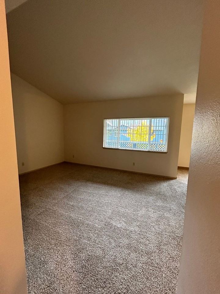 115Wintercrest Apartments 2938 Ne Evans St, Mcminnville, OR 97128