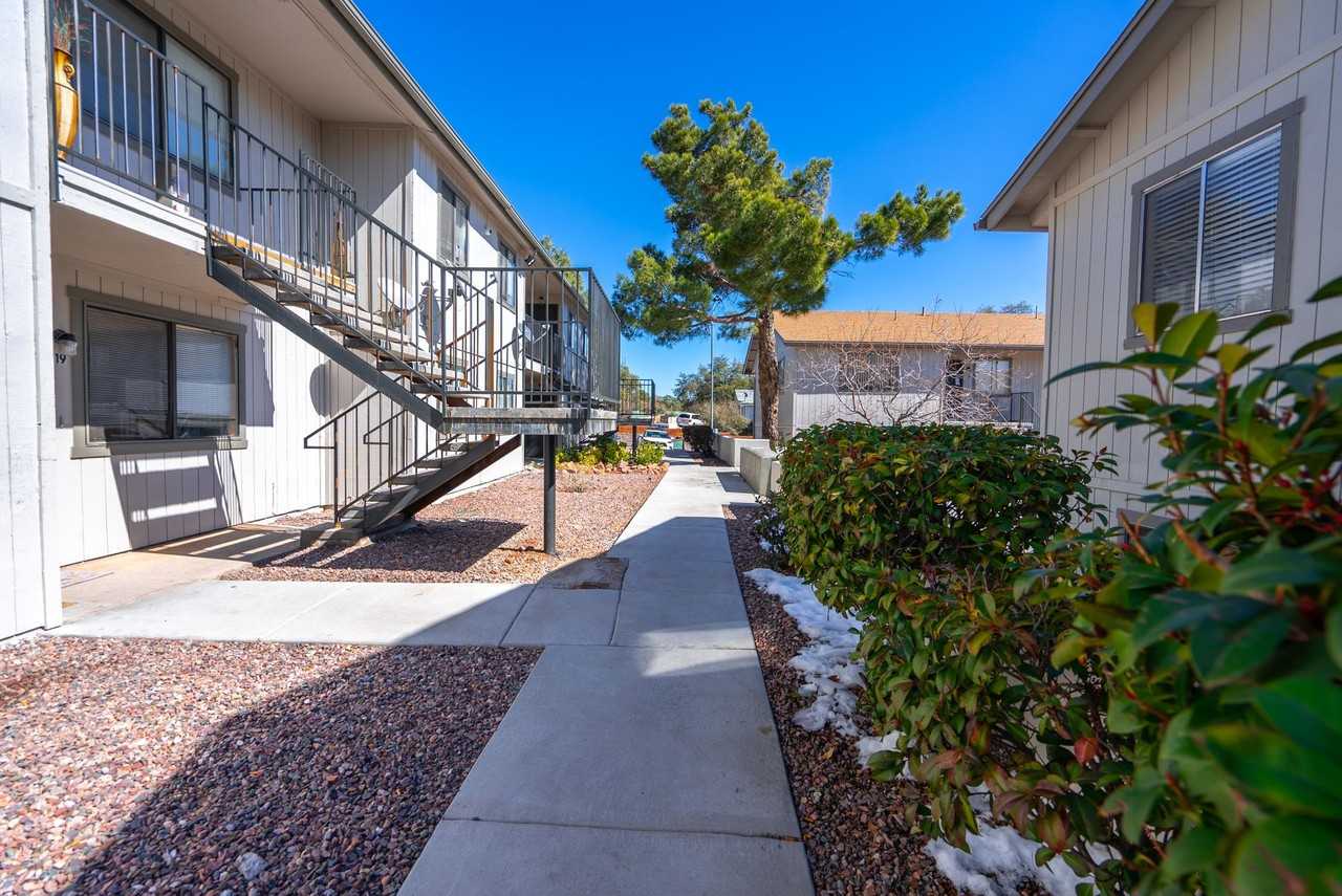 West Frontier - Photo 3 of 50