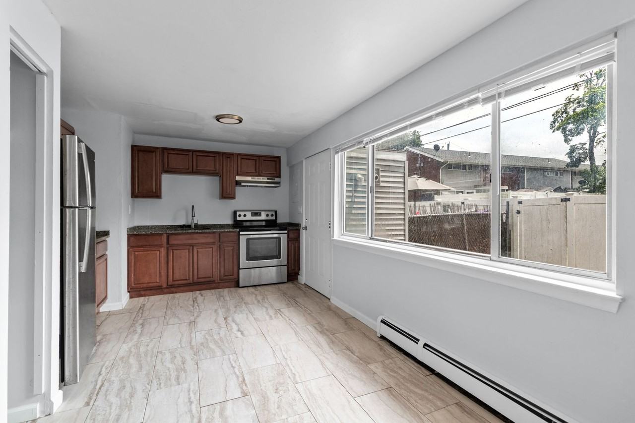 Quinnipiac Gardens - Photo 2 of 50