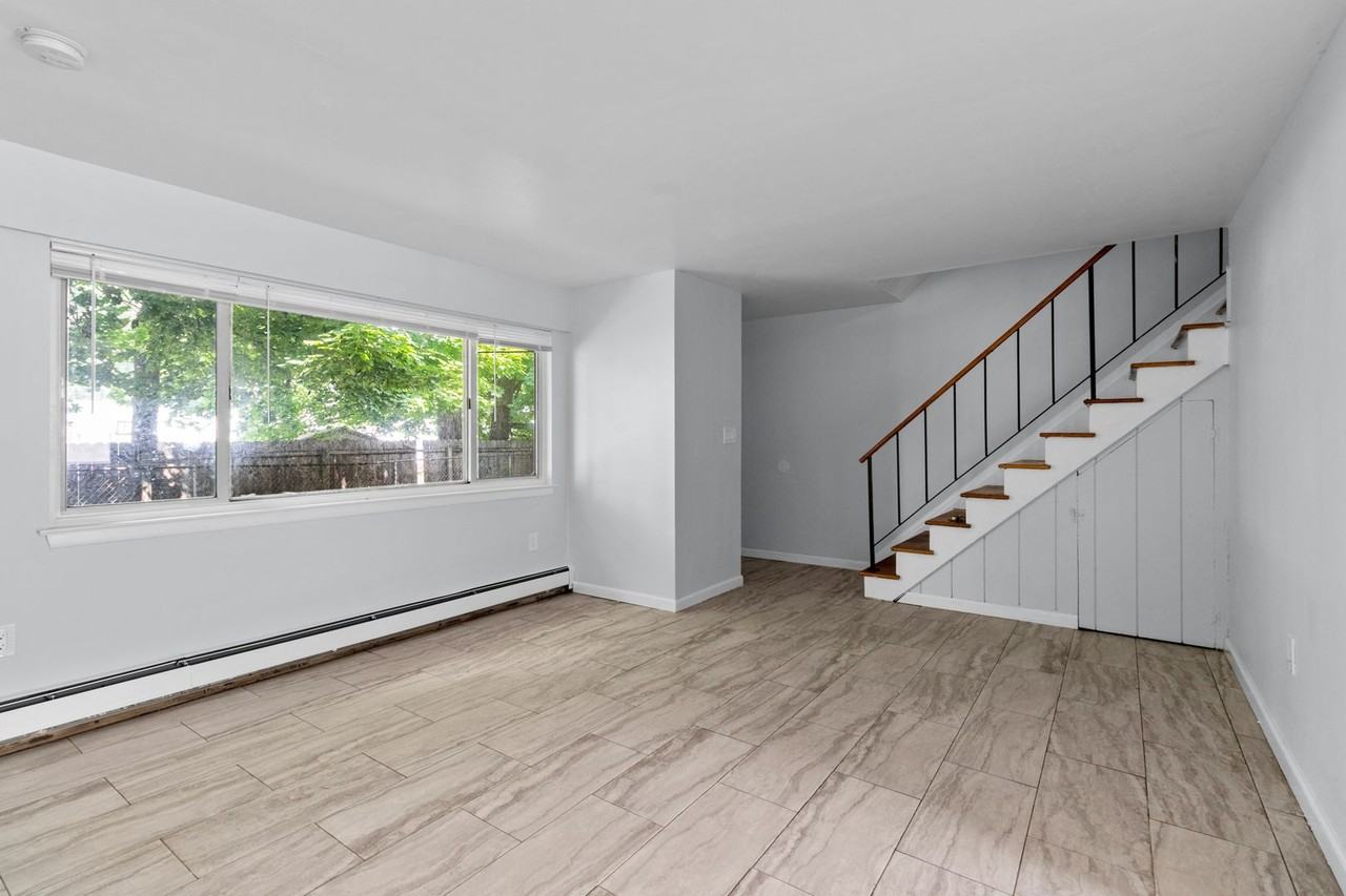 Quinnipiac Gardens - Photo 7 of 50