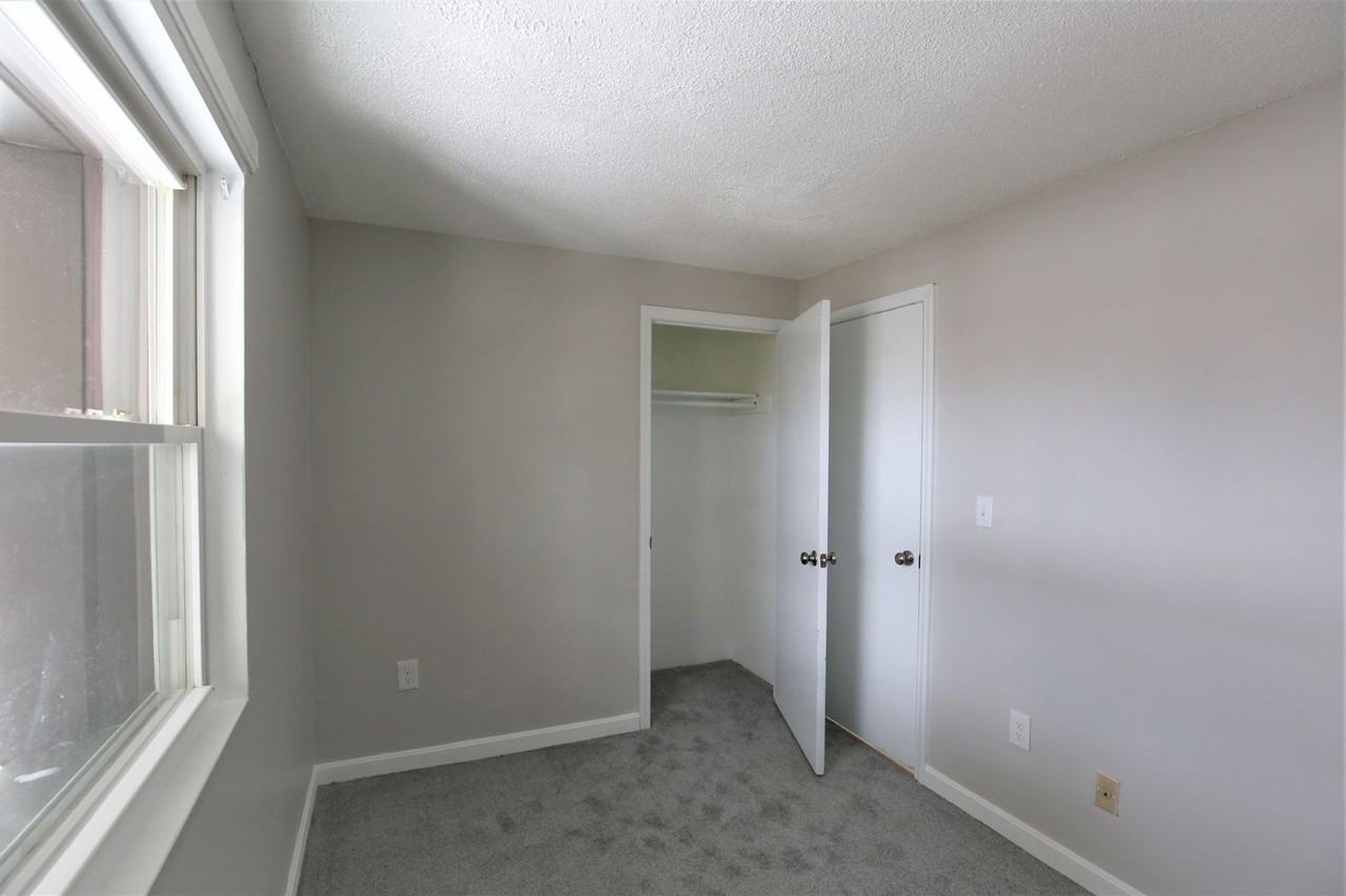 Wood Crest Apartments - Photo 2 of 33