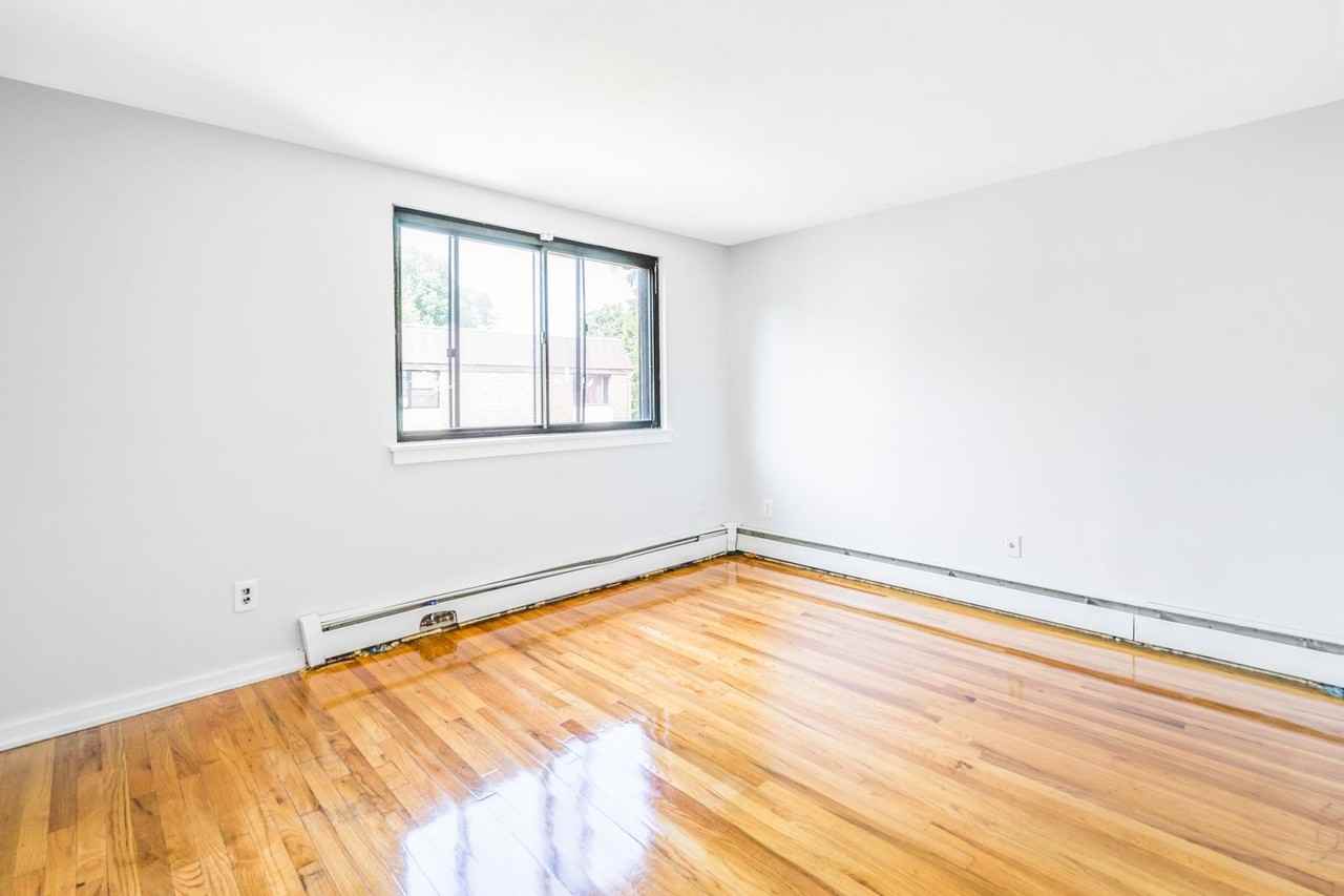 365 Orchard Street - Photo 3 of 15