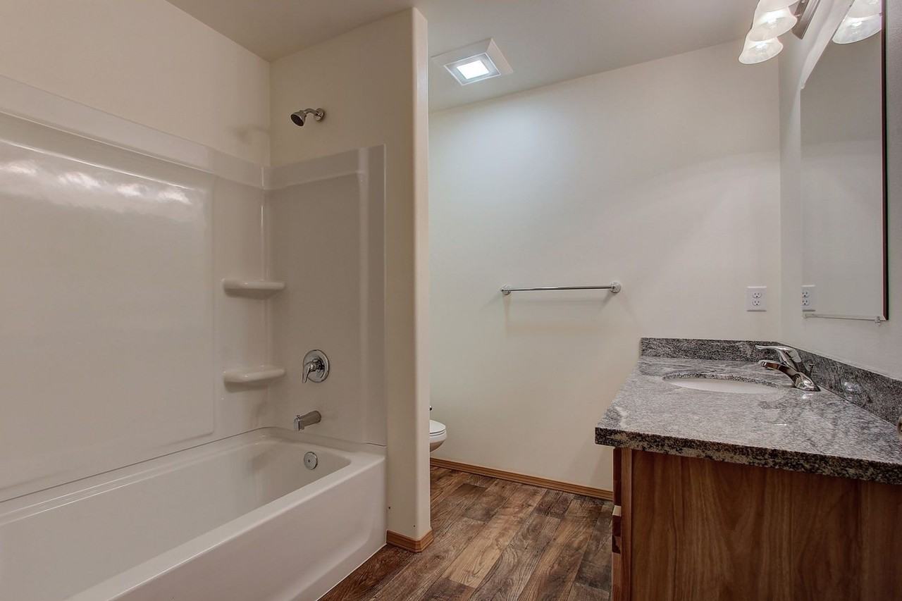 1355 N Winding Brook Lp - Photo 7 of 17