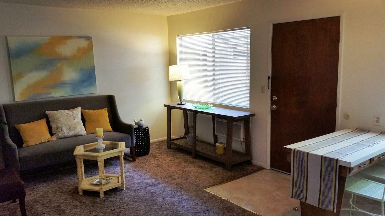 Walnut Tree Manor - Photo 2 of 31