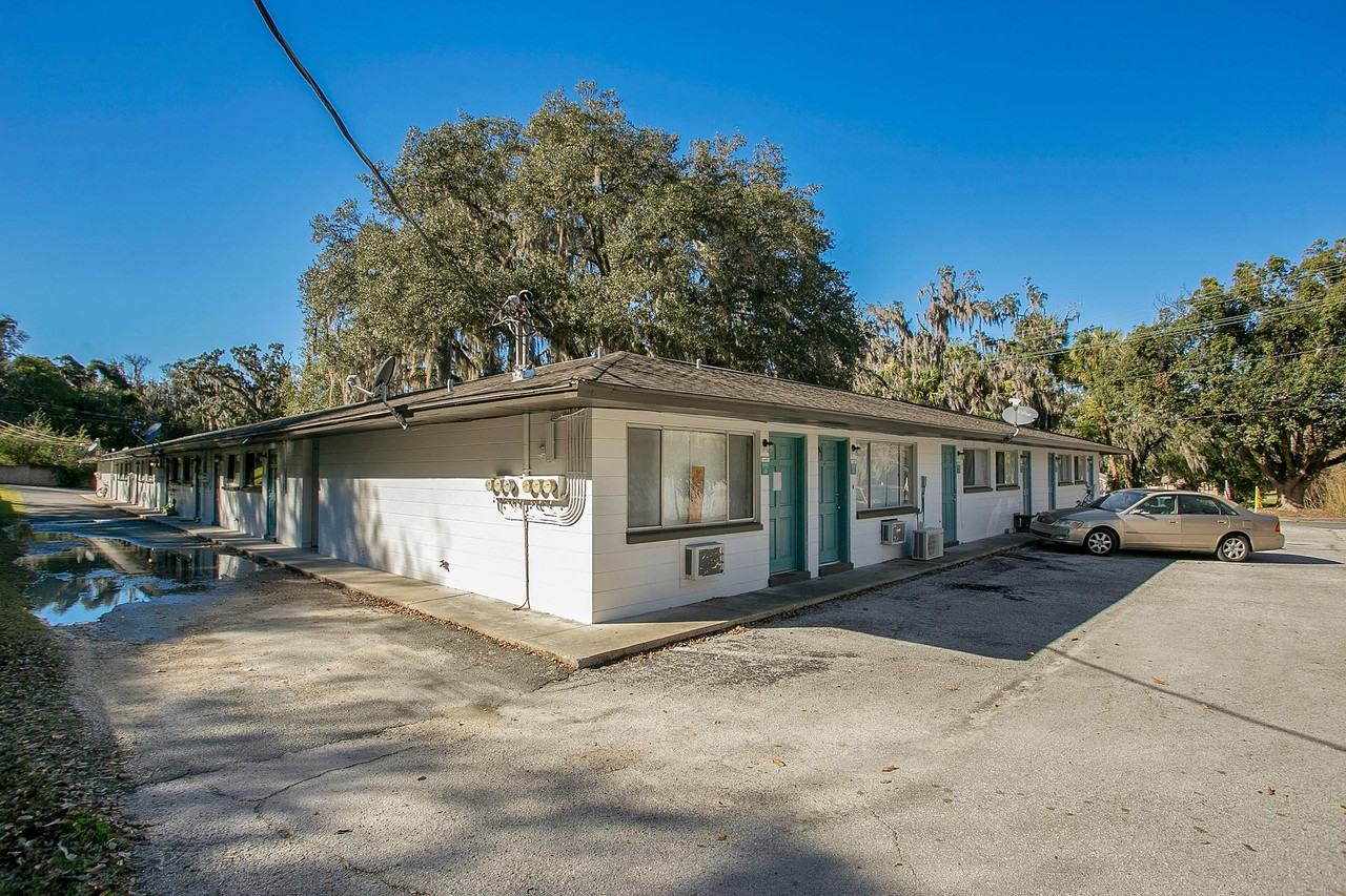 The Waverly Apartments | 1 Bedroom Apartments in Downtown Ocala - Photo 5 of 7