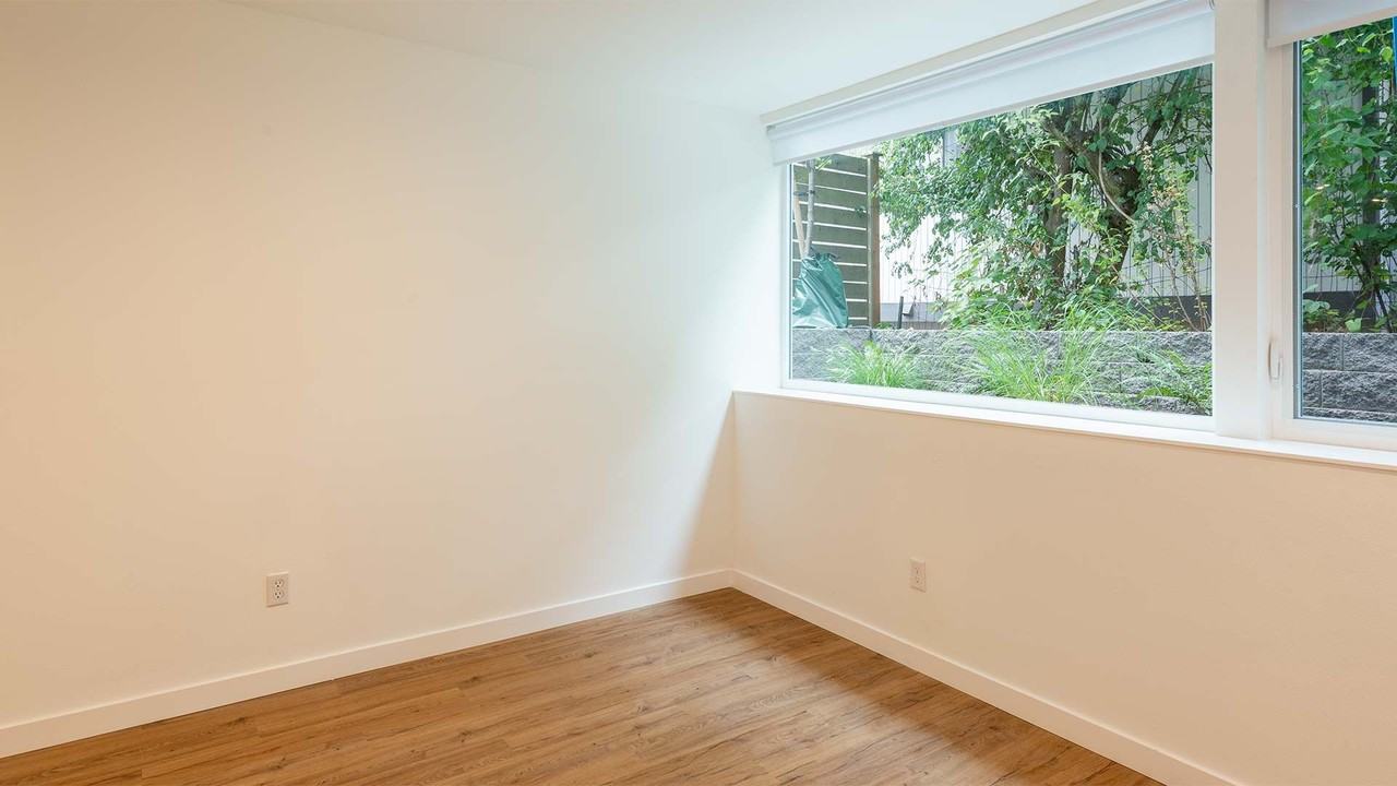 The Friday - Photo 2 of 50