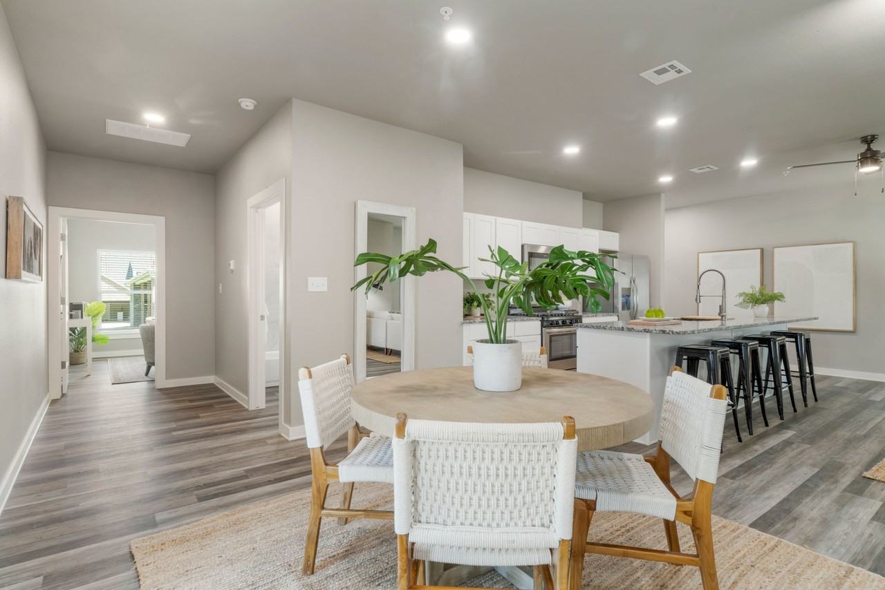 Douglas Creek Patio Homes - Photo 7 of 15