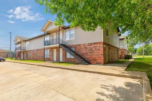 featured image of 800 N 2nd Ave