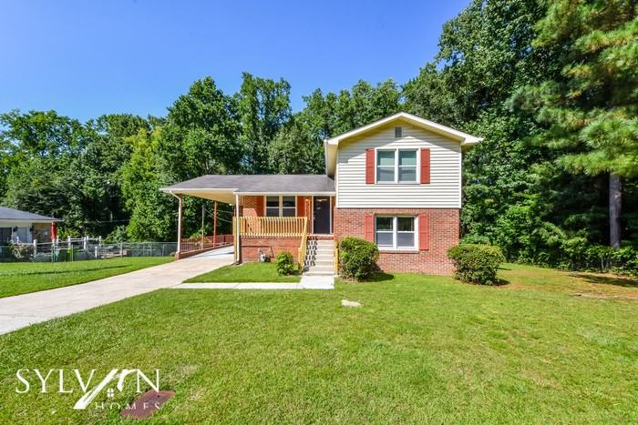 204 S Highland Forest Dr - Photo 2 of 16
