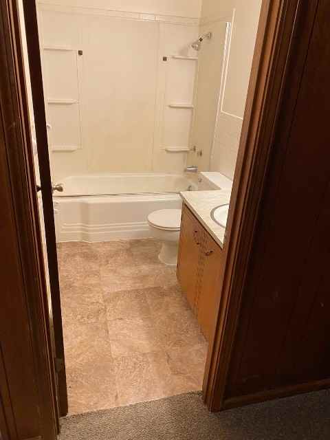 301 W Washington St #24 - Photo 3 of 8