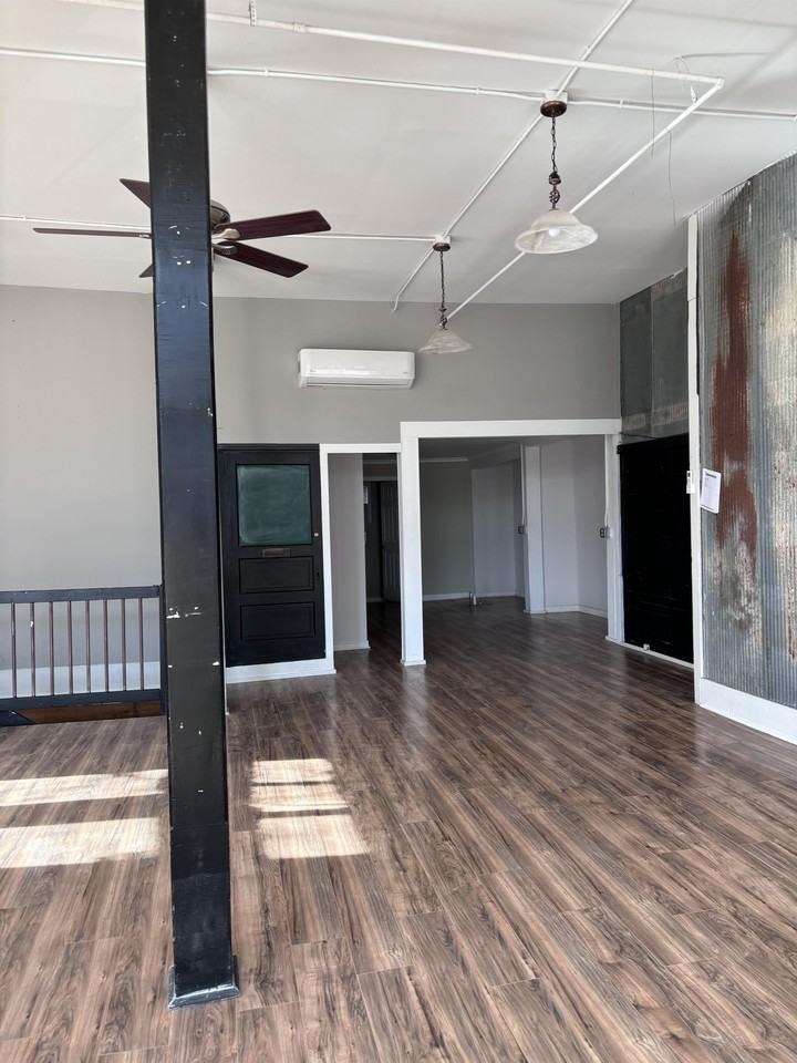 124 S Pikes Peak Ave #1 - Photo 2 of 7