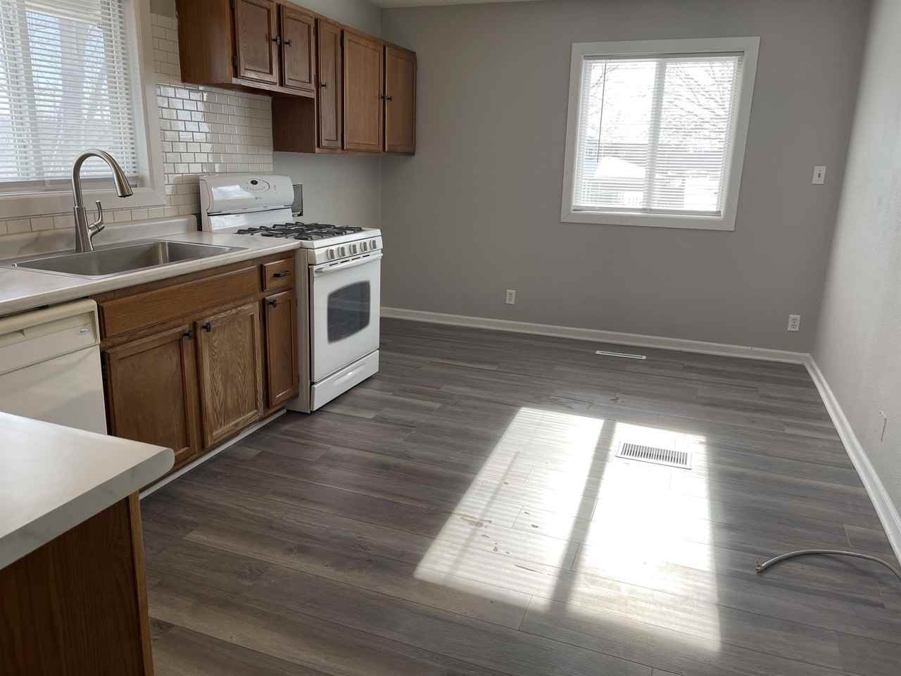 600 Sara St #1 - Photo 4 of 14