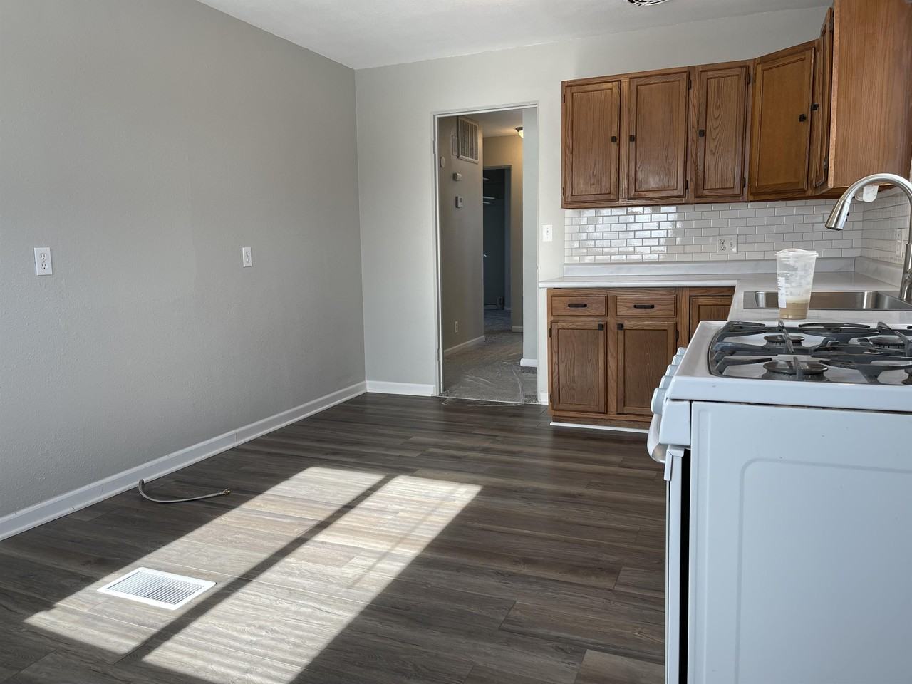 600 Sara St #1 - Photo 5 of 14