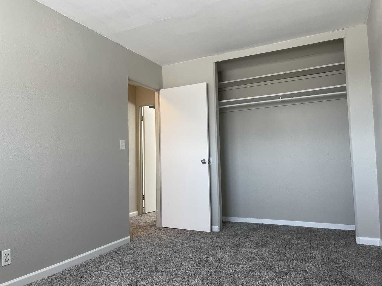 600 Sara St #1 - Photo 7 of 14