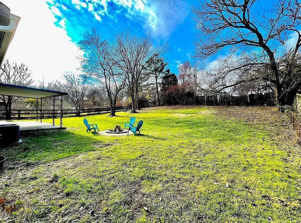 11395 Gravenhurst Dr #1 - Photo 2 of 24