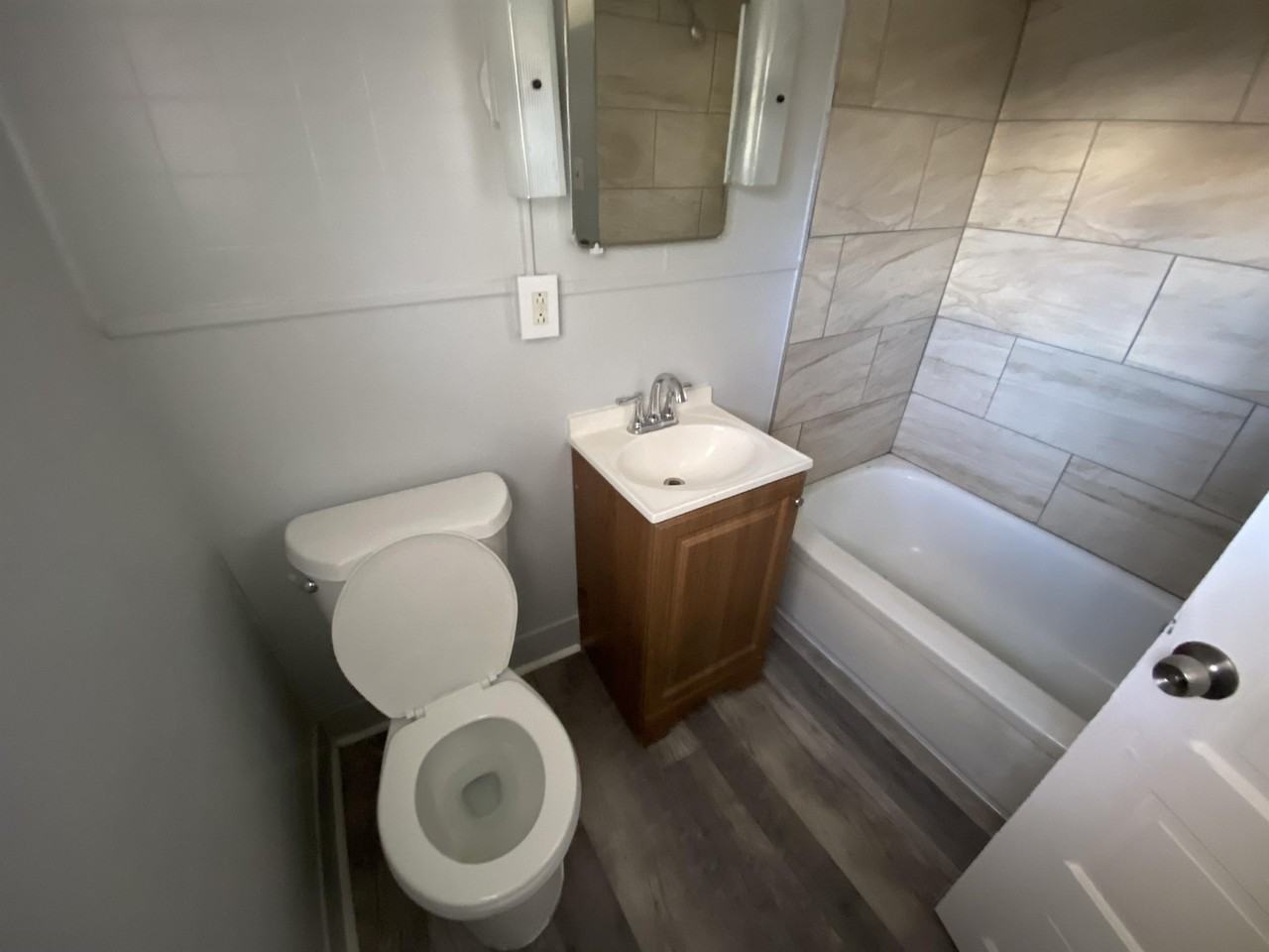 1177 Morton St #A - Photo 3 of 10