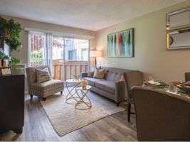 featured image of 2055 Range Ave