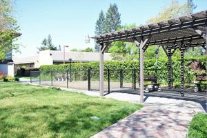 featured image of 2055 Range Ave