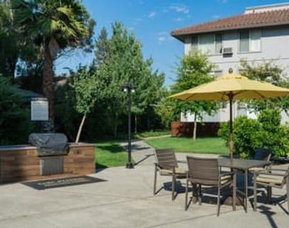 2055 Range Ave - Photo 6 of 20