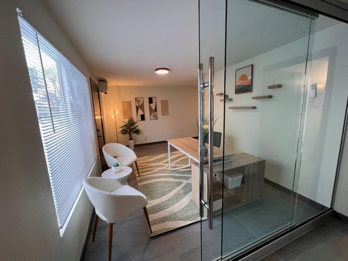 465 N Arthur St - Photo 2 of 22