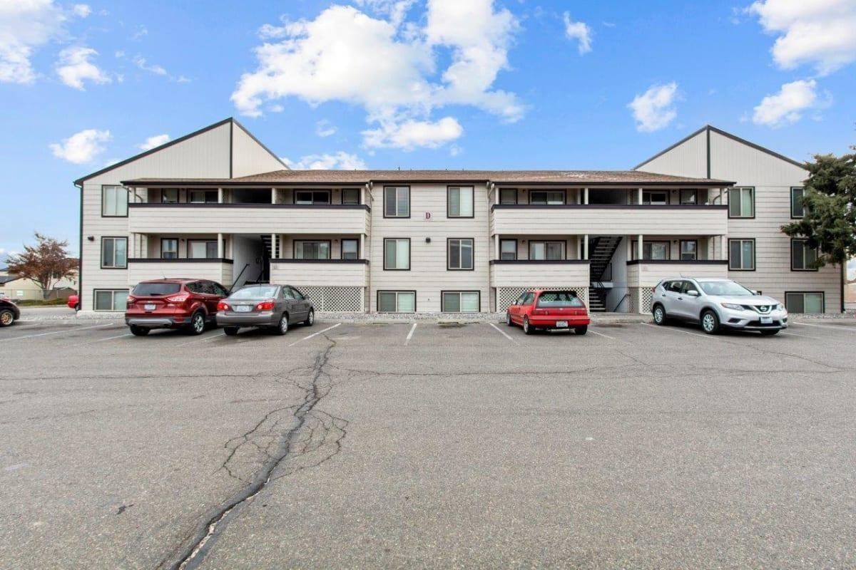 465 N Arthur St - Photo 5 of 22