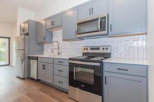 3814 Leavenworth St - Photo 1 of 1