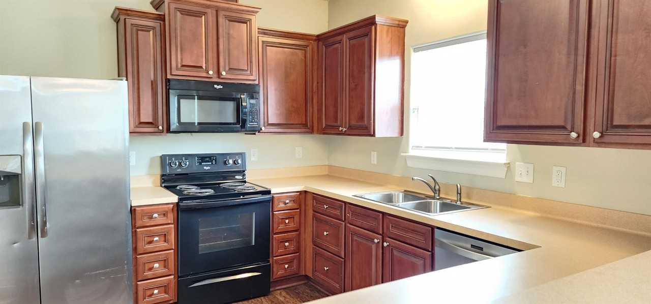 20 Louisiana St #SF - Photo 5 of 11