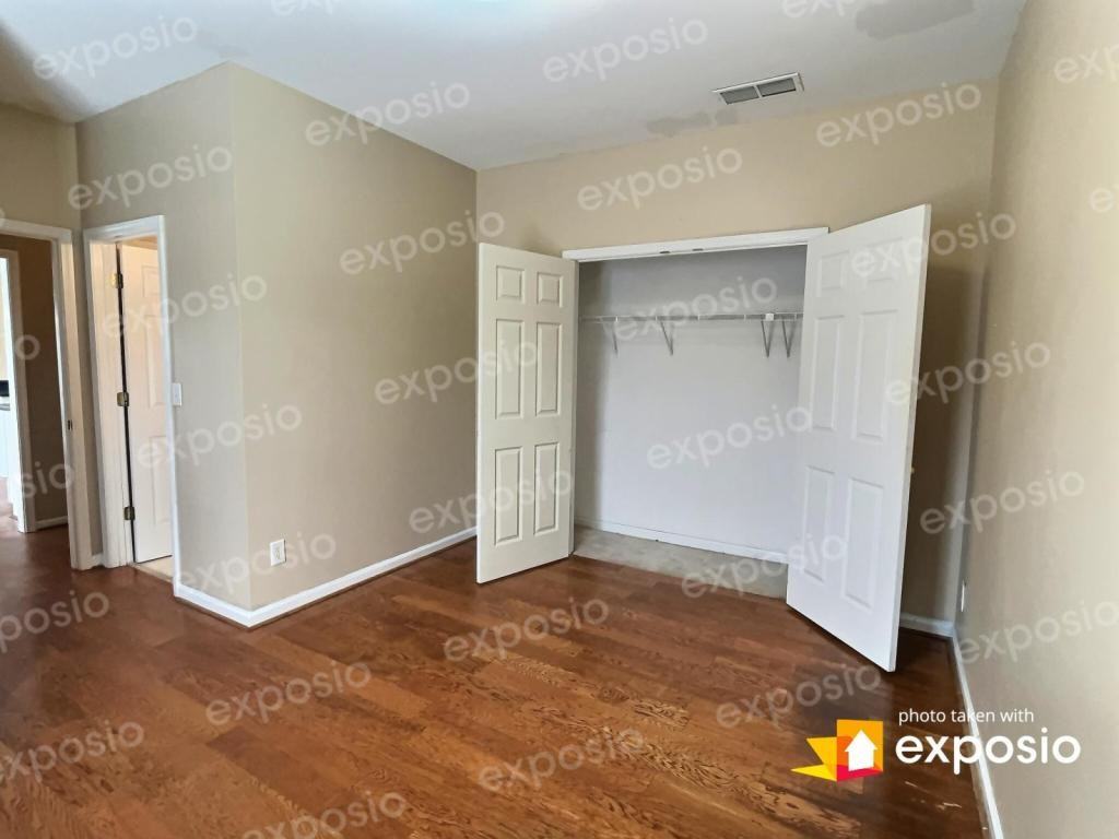 4574 Creek Forest Ct - Photo 3 of 27