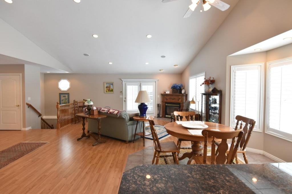 1577 Mountain Rose Dr - Photo 4 of 17