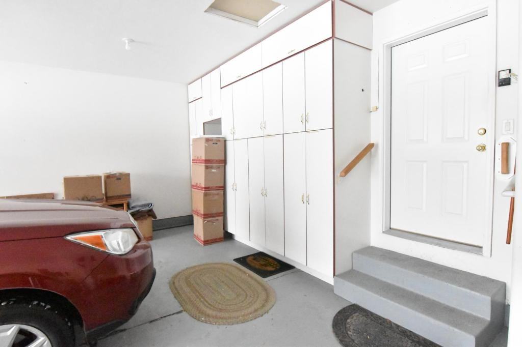 1577 Mountain Rose Dr - Photo 3 of 17