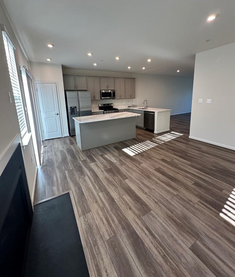 221 Jenkins Way #23 - Photo 2 of 17