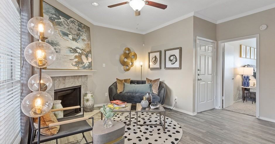 Huntington Meadows - Photo 7 of 41