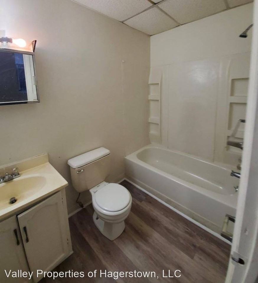 52-56 E Antietam St - Photo 3 of 5