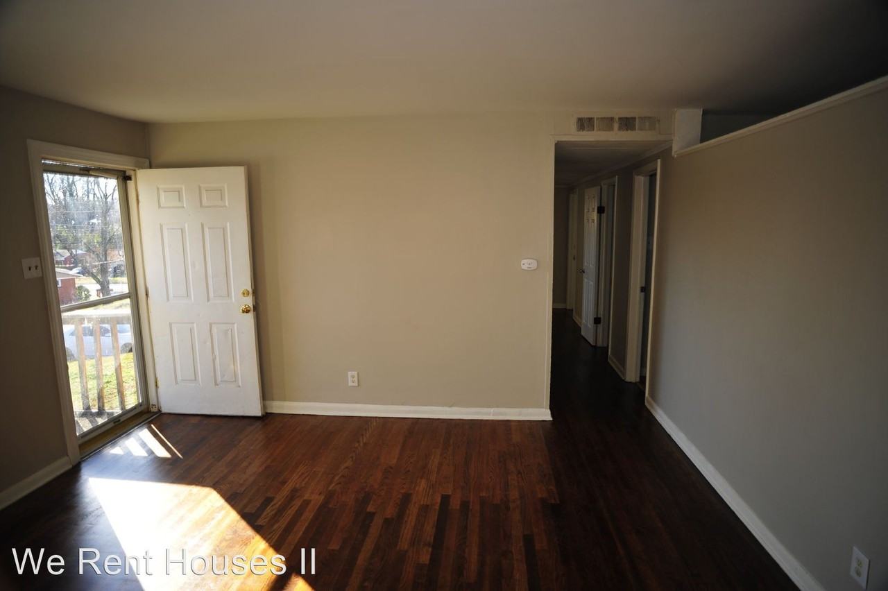 4105 Granbury Dr - Photo 3 of 7