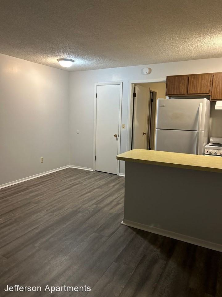 N Fourth Street Jefferson Apartments in Newburgh, IN 47630 Zumper