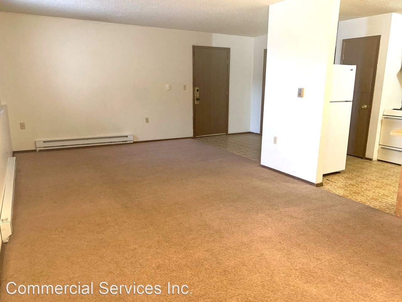 1271 Boulder Dr - Photo 3 of 10