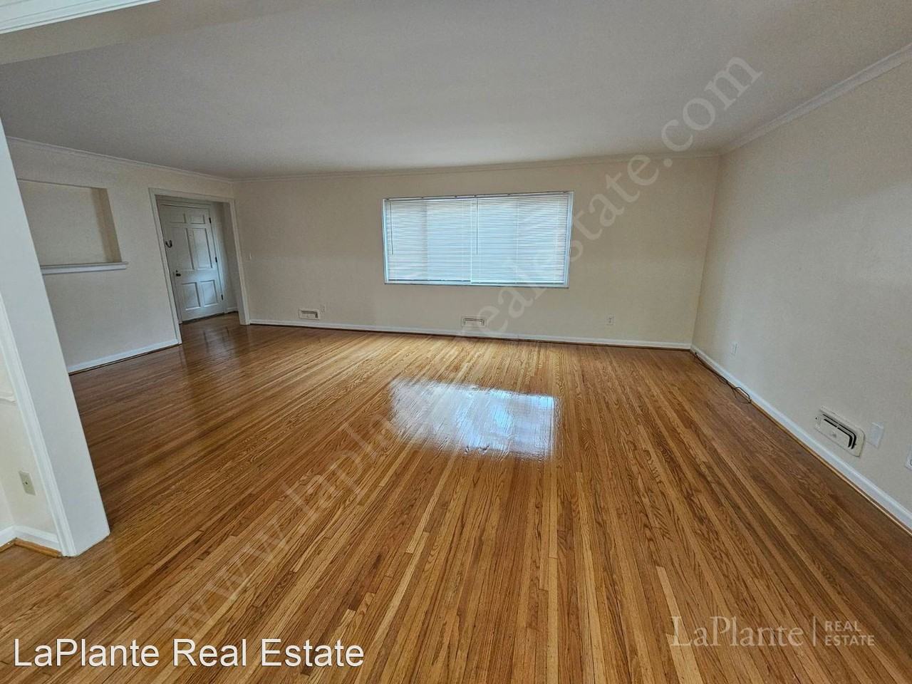 2149 Evergreen - Photo 2 of 11