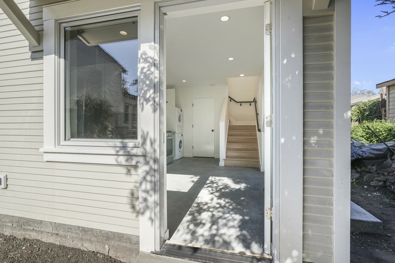 1351 Berkeley Way - Photo 2 of 17