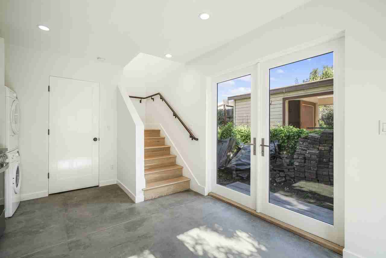 1351 Berkeley Way - Photo 3 of 17