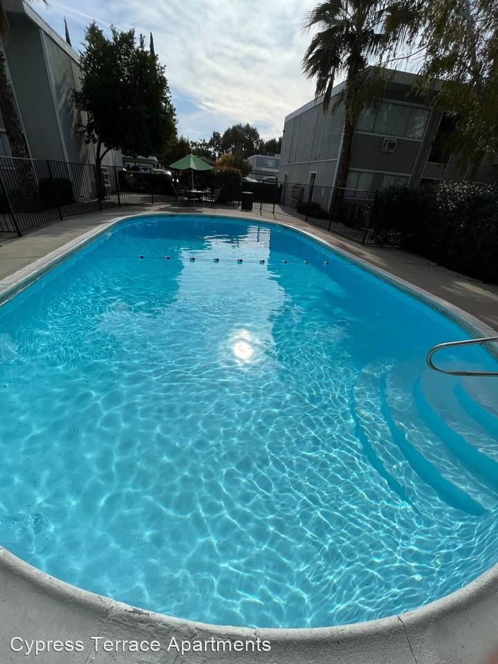 540 & 536 Gray Avenue - Photo 3 of 14