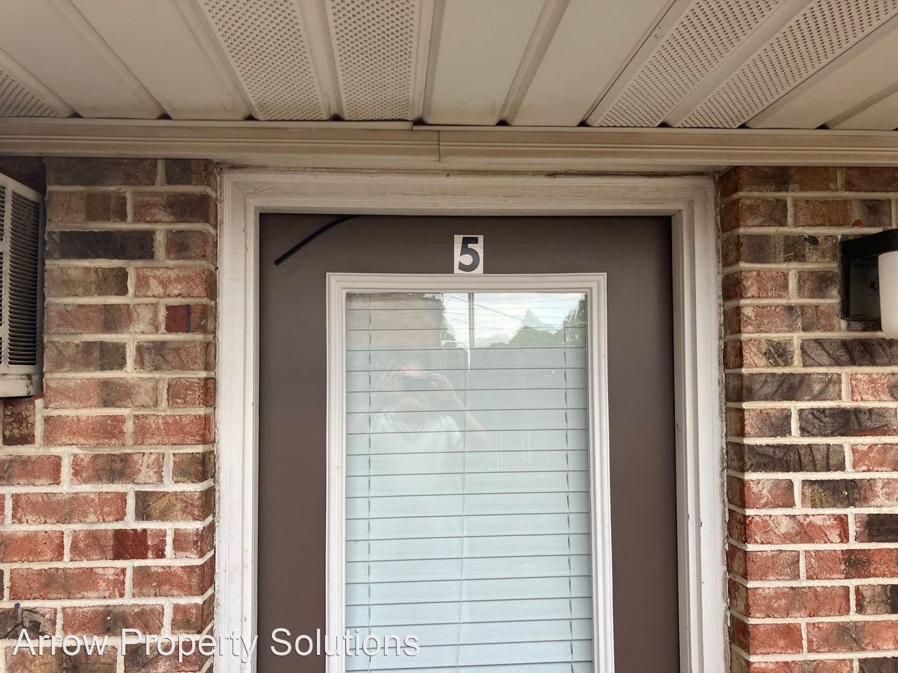 114 W Washington Apartments in IN 47990 Zumper