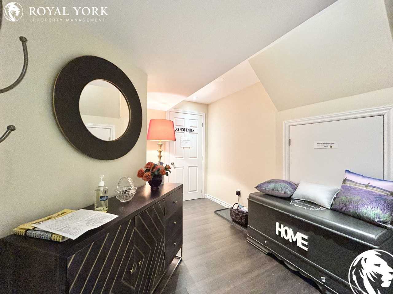 40 Pinemeadow Dr #2 - Photo 2 of 30