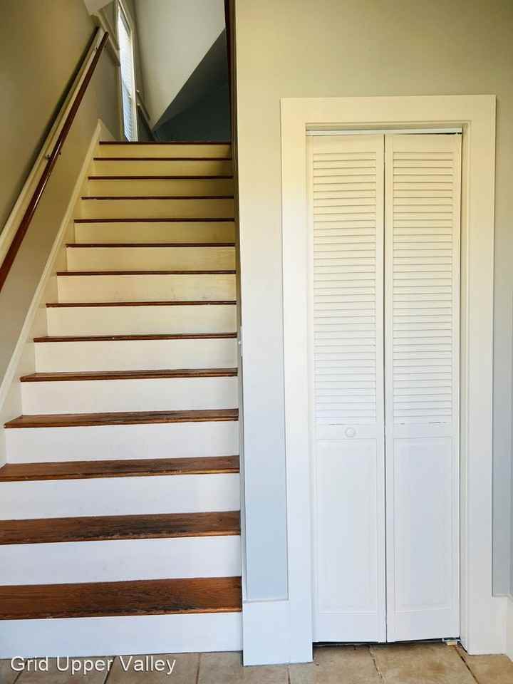 77 Quechee Hartland Road - Photo 3 of 11