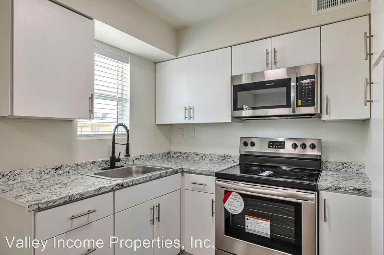 5927, 5939,5947 W, Rose Lane - Photo 2 of 20