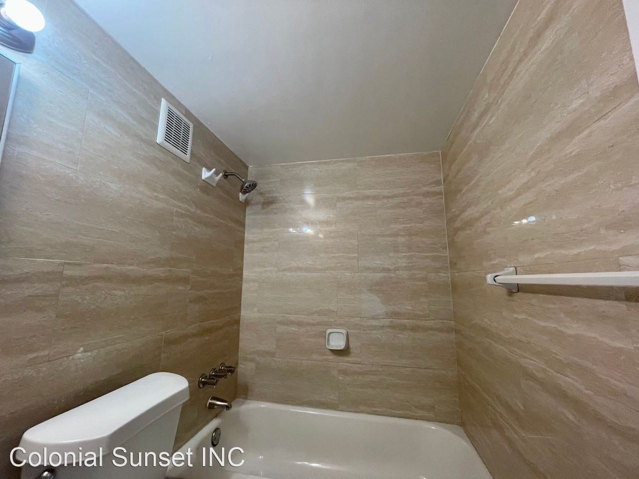 Camelot Apartments - Photo 3 of 5